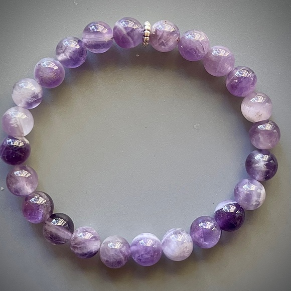Dream Amethyst Handcrafted Bead Bracelet - Picture 3 of 6